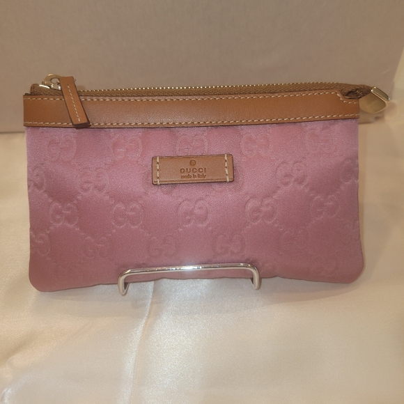 EUC GUCCI NYLON MONOGRAM POUCH - Picture 1 of 8